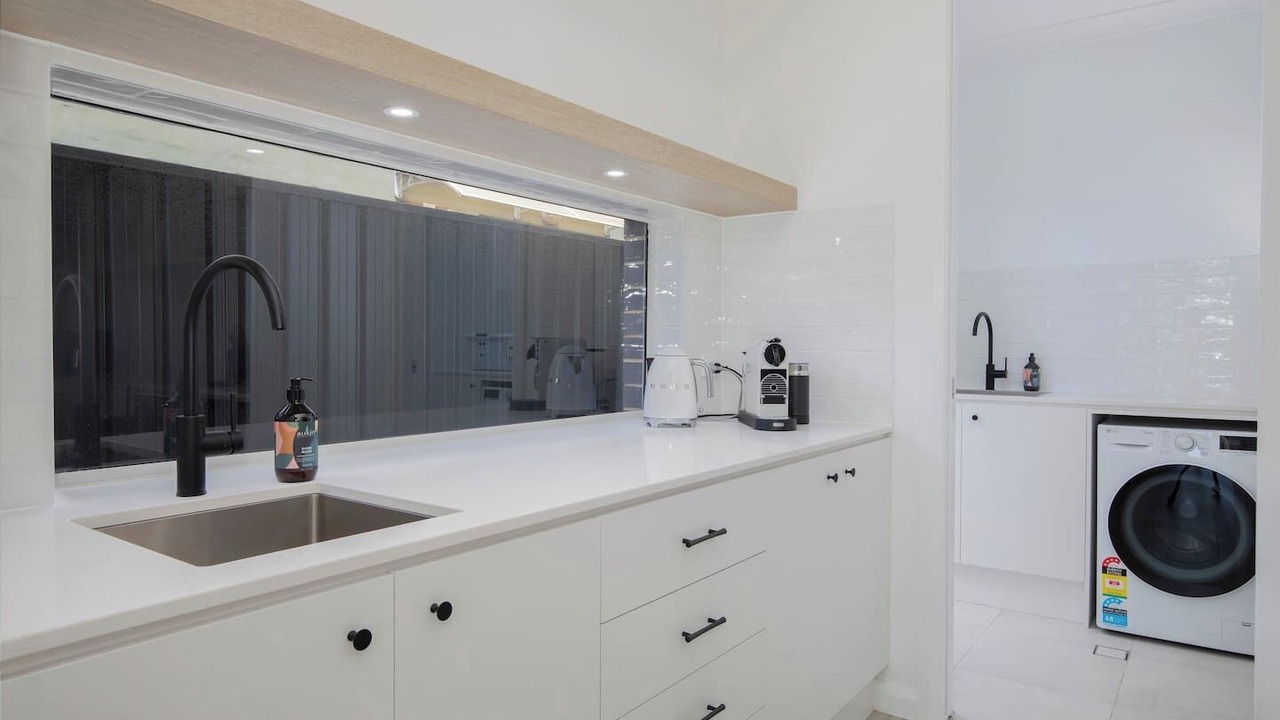 Photo of Others in Caves Beach