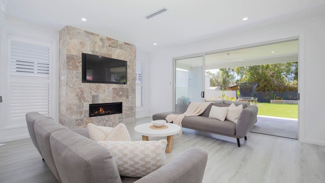 Photo of Livingroom in Caves Beach
