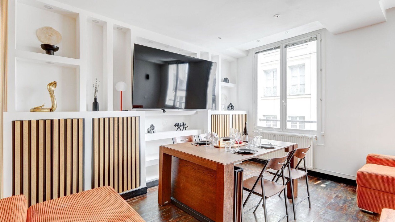 Photo of Others in Marais