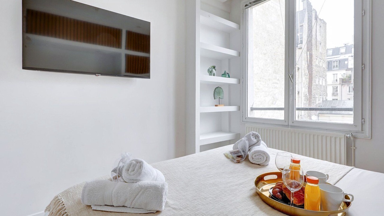 Photo of Bedroom in Marais