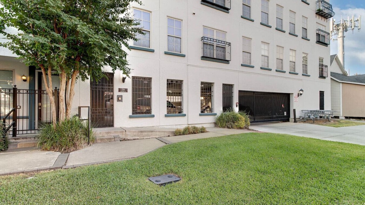 Photo of Outdoor in Central Business District