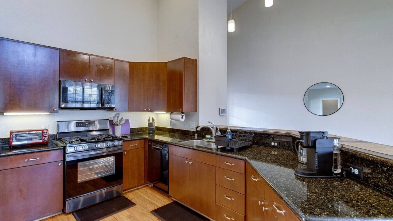 Photo of Kitchen in Central Business District