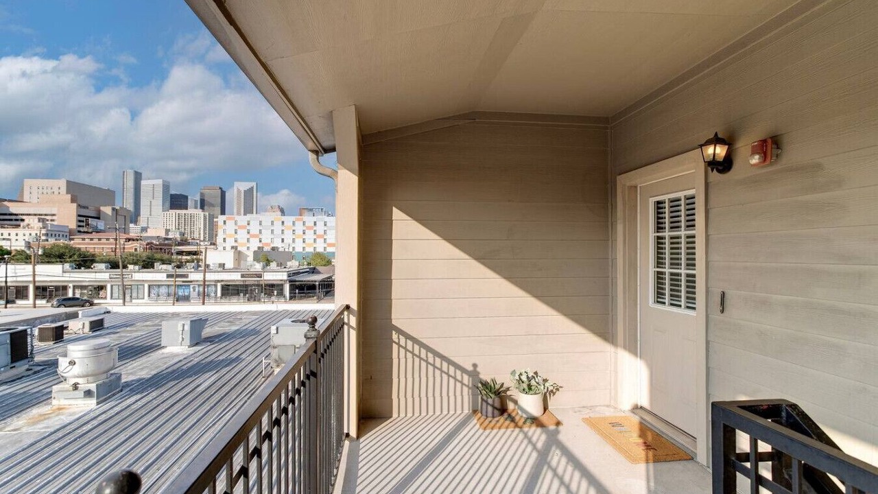 Photo of Patio Balcony in Central Business District
