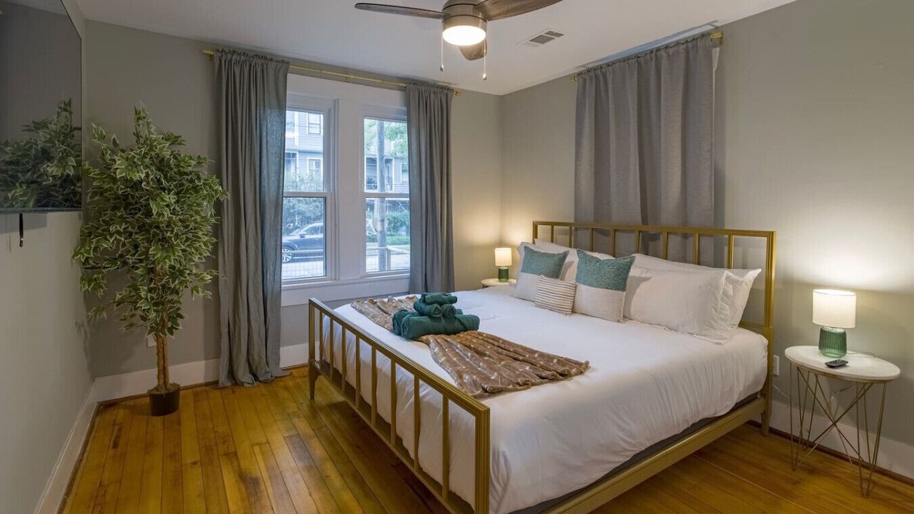 Photo of Bedroom in Woodland Heights