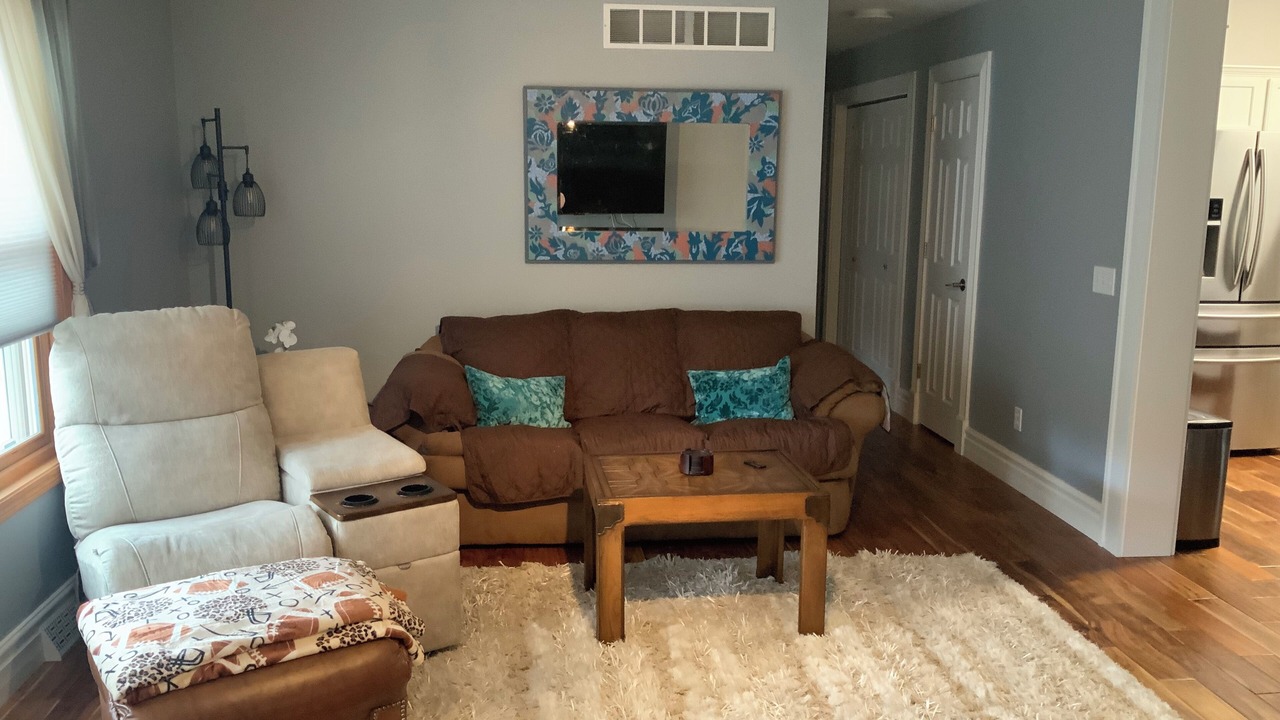 Photo of Livingroom in Dubuque