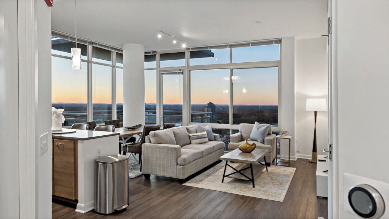 Photo of Livingroom in Tysons