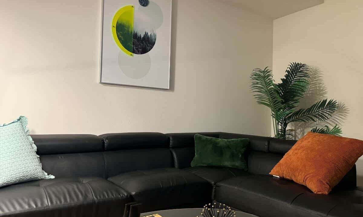 Photo of Livingroom in Downtown