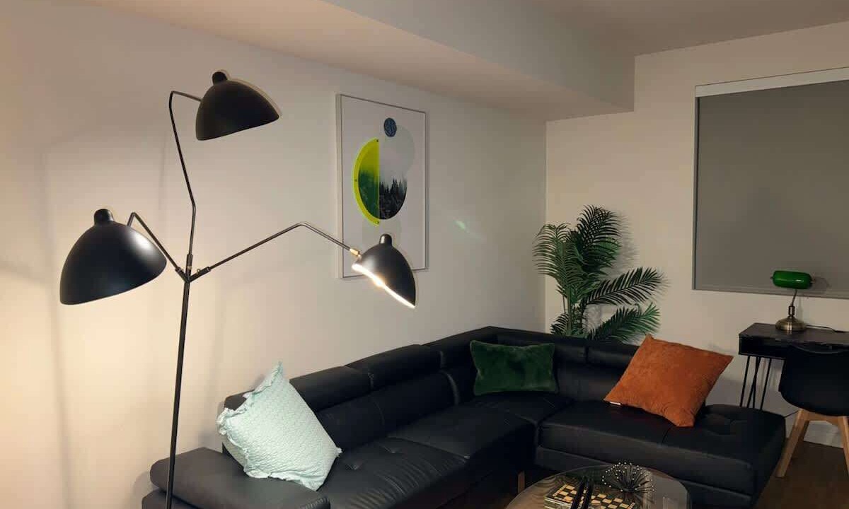 Photo of Livingroom in Downtown