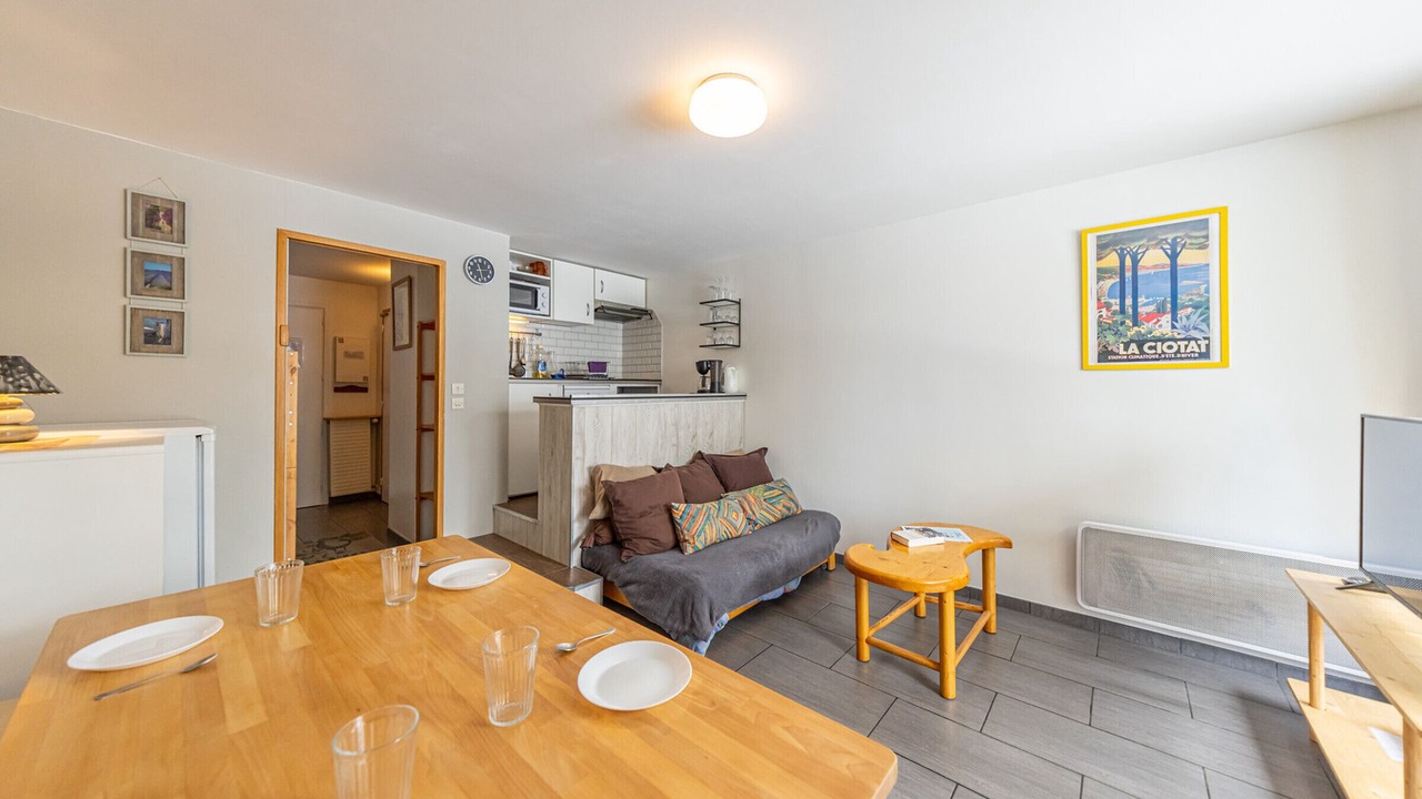 Photo of Livingroom in Montgellafrey