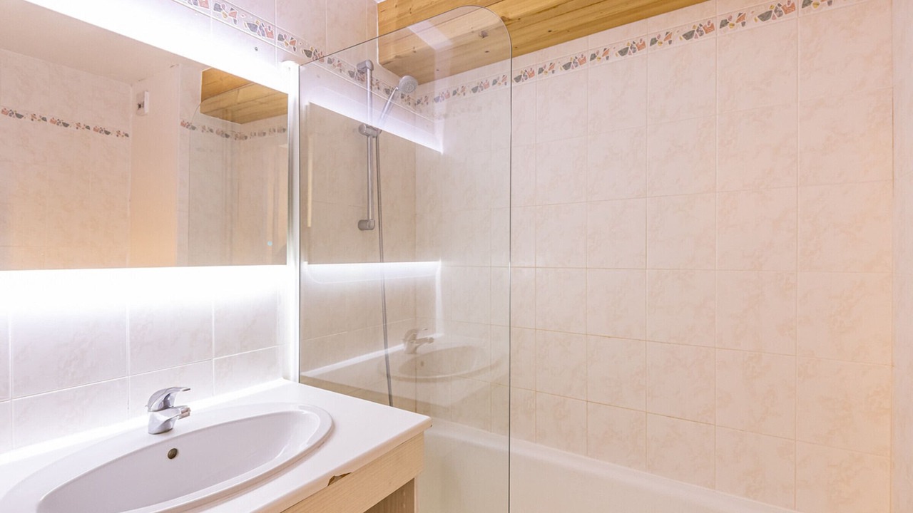 Photo of Bathroom in Montgellafrey