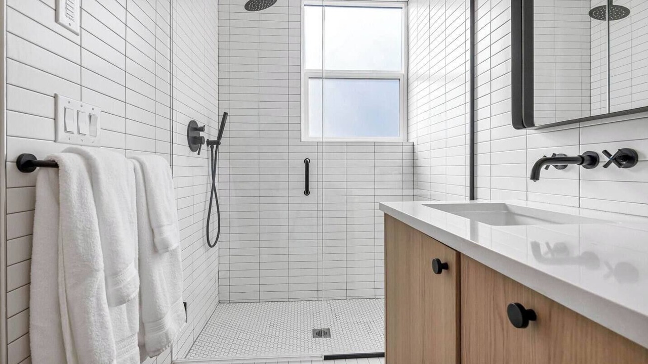 Photo of Bathroom in East Queen Anne