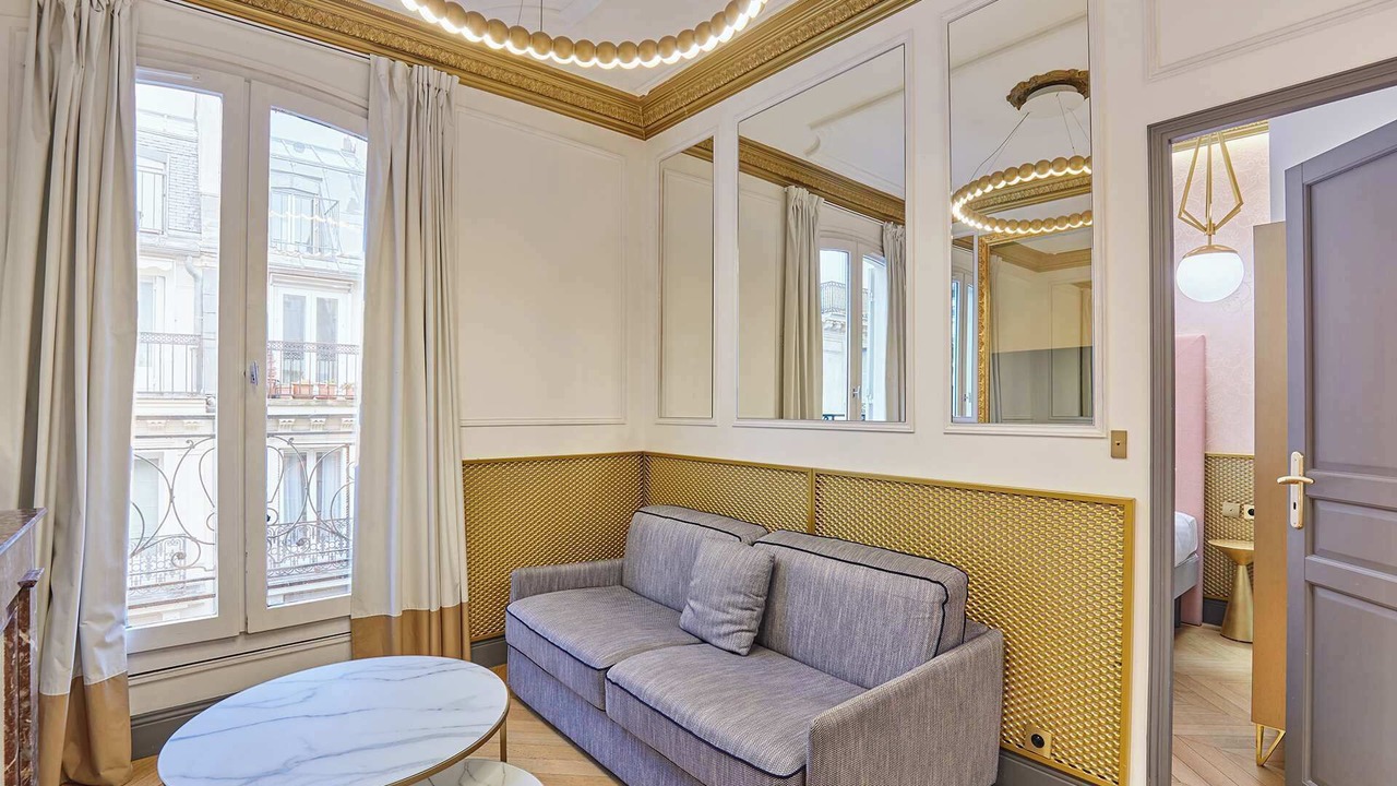 Photo of Others in 8th Arrondissement
