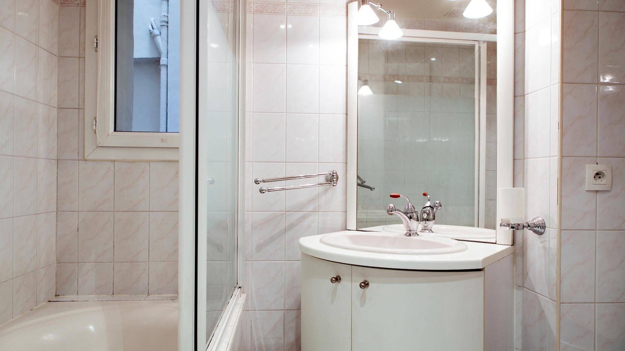 Photo of Bathroom in Saint-Victor