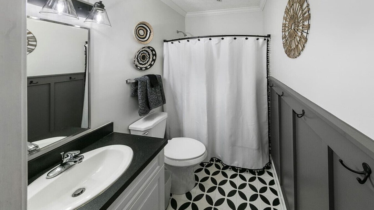 Photo of Bathroom in Maryville