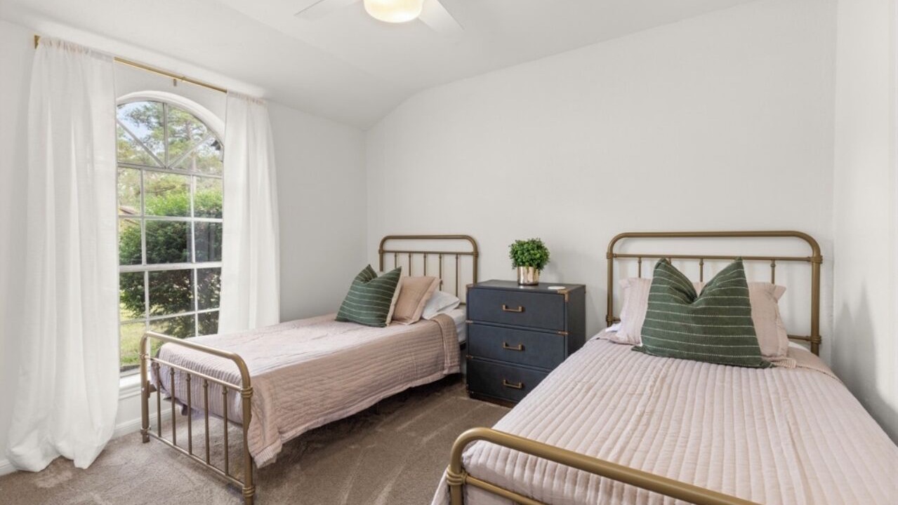 Photo of Bedroom in Kingwood