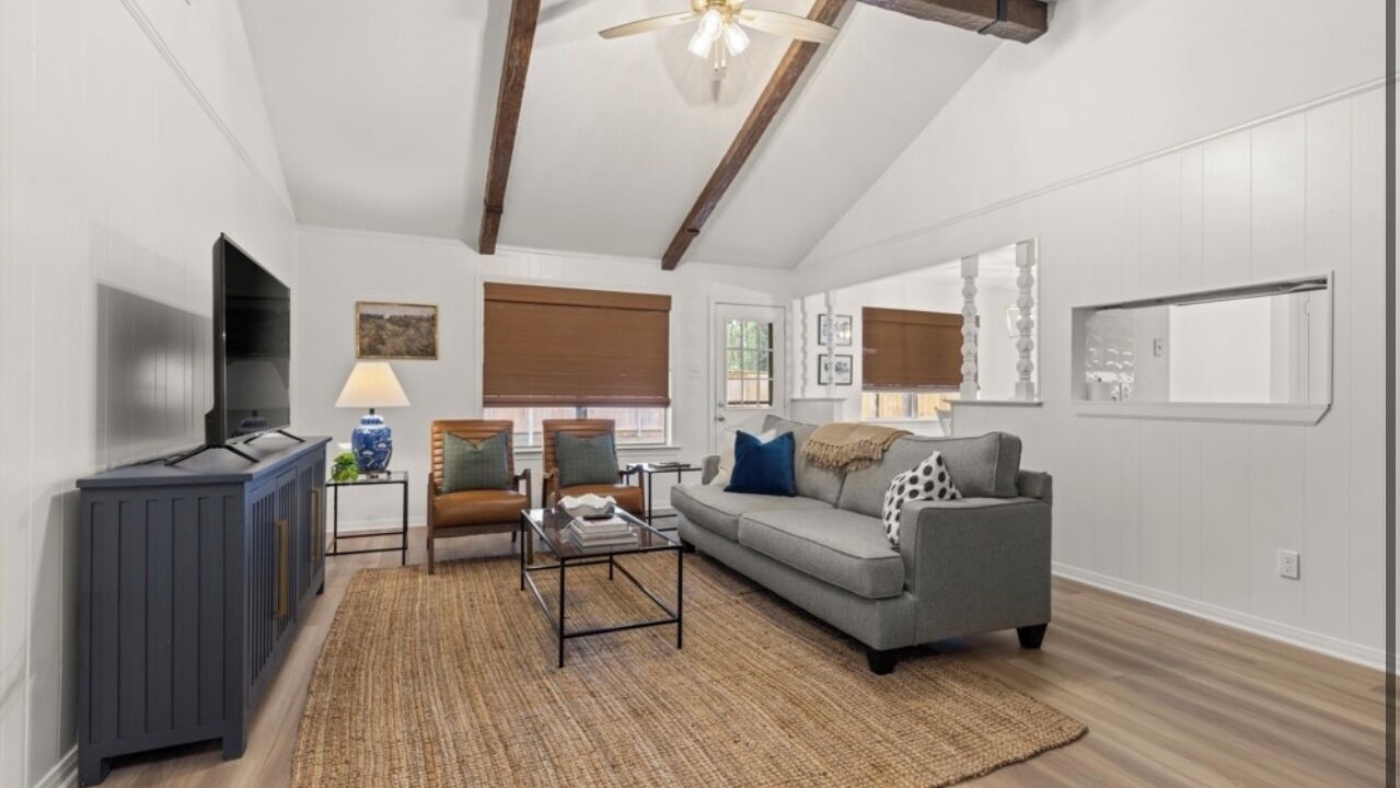 Photo of Livingroom in Kingwood