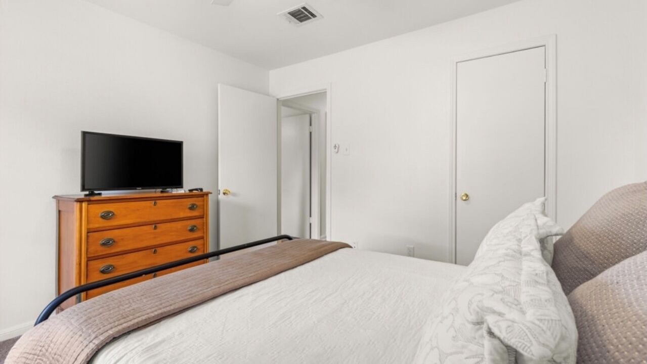 Photo of Bedroom in Kingwood