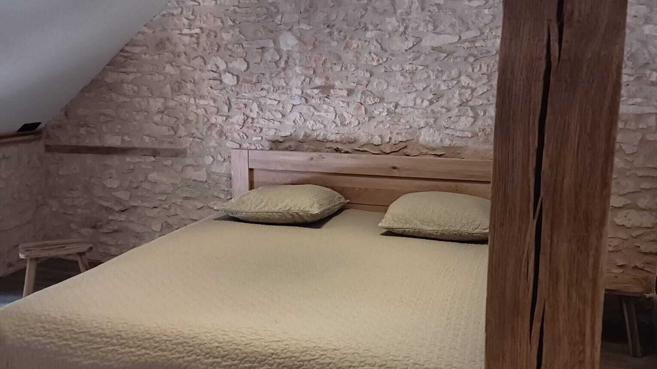 Photo of Bedroom in Degagnac