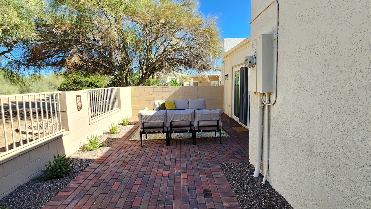Photo of Patio Balcony in Villages of Green Valley