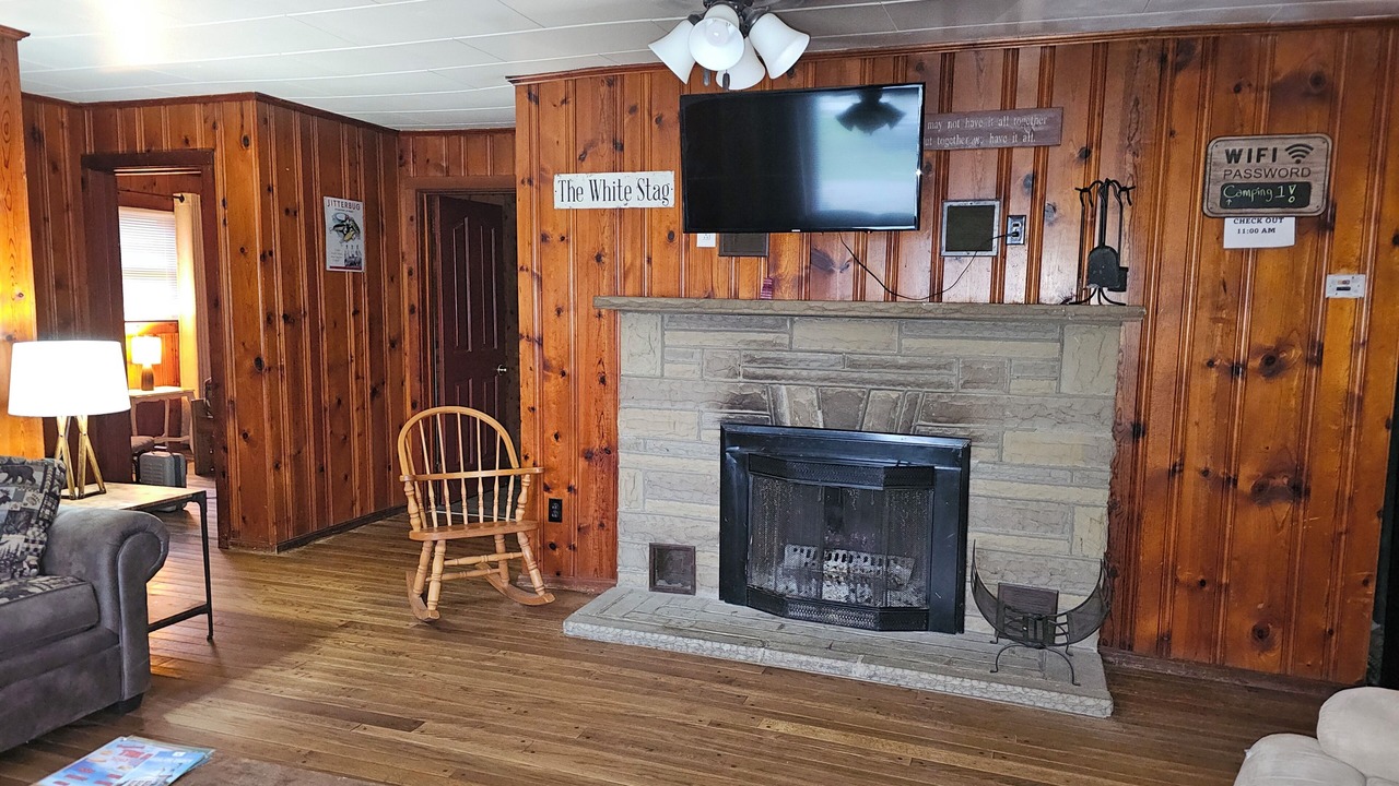 Photo of Livingroom in Hillsboro