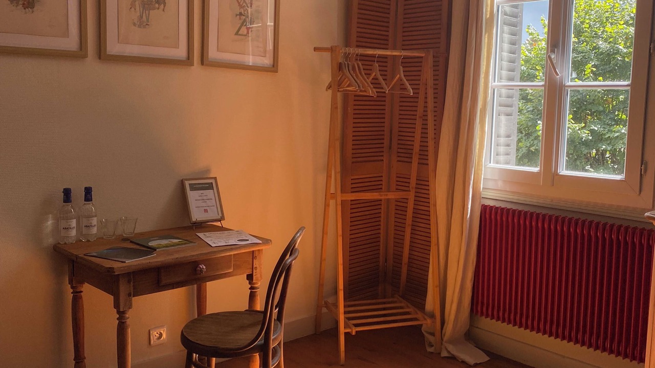 Photo of Others in Lamarque