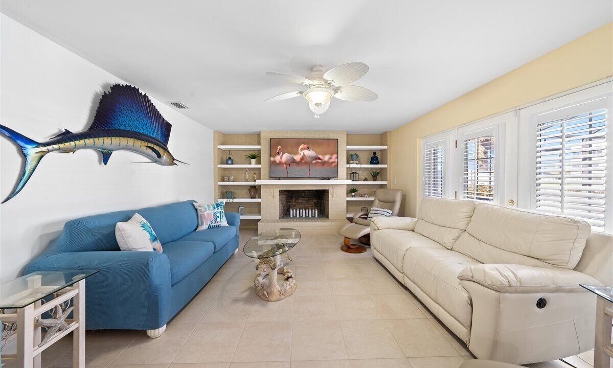 Photo of Livingroom in Cocoa Isles
