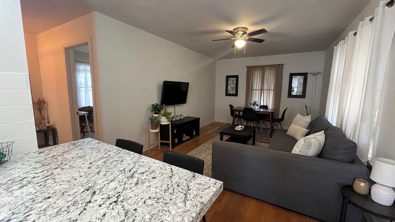 Photo of Livingroom in Southside