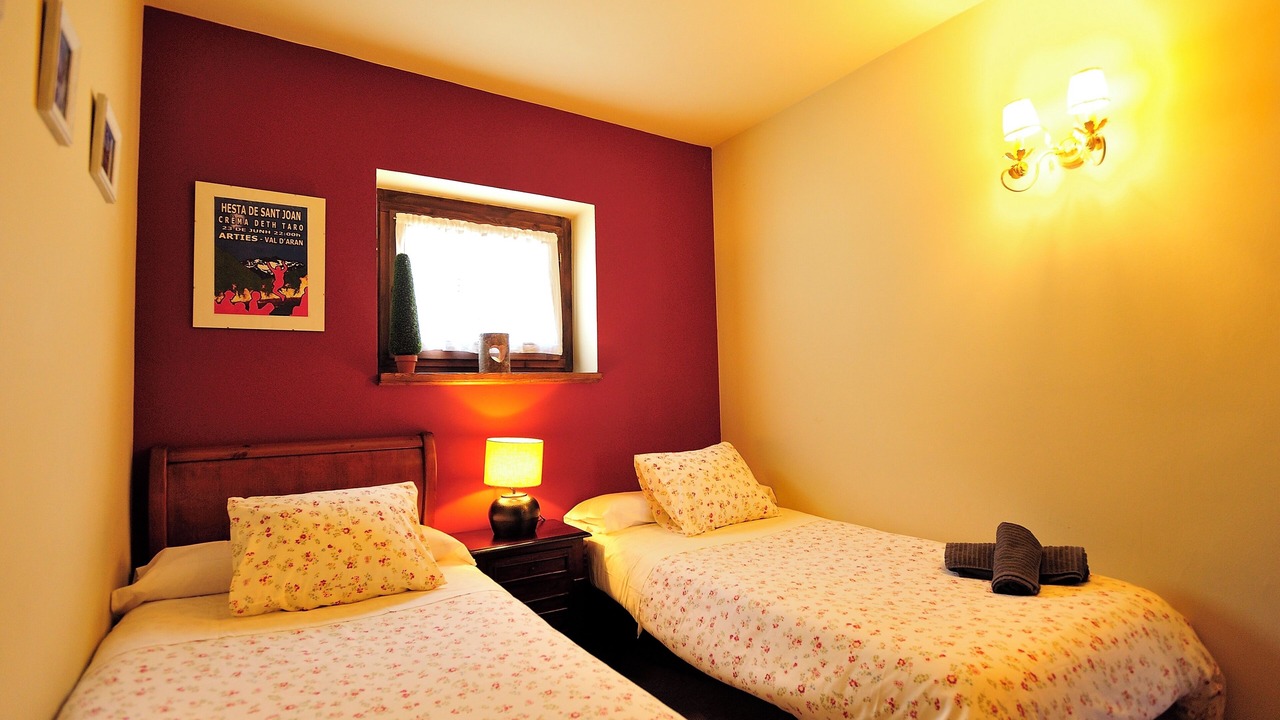 Photo of Bedroom in Garos