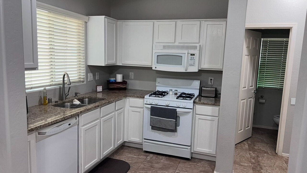 Photo of Kitchen in Palm Valley