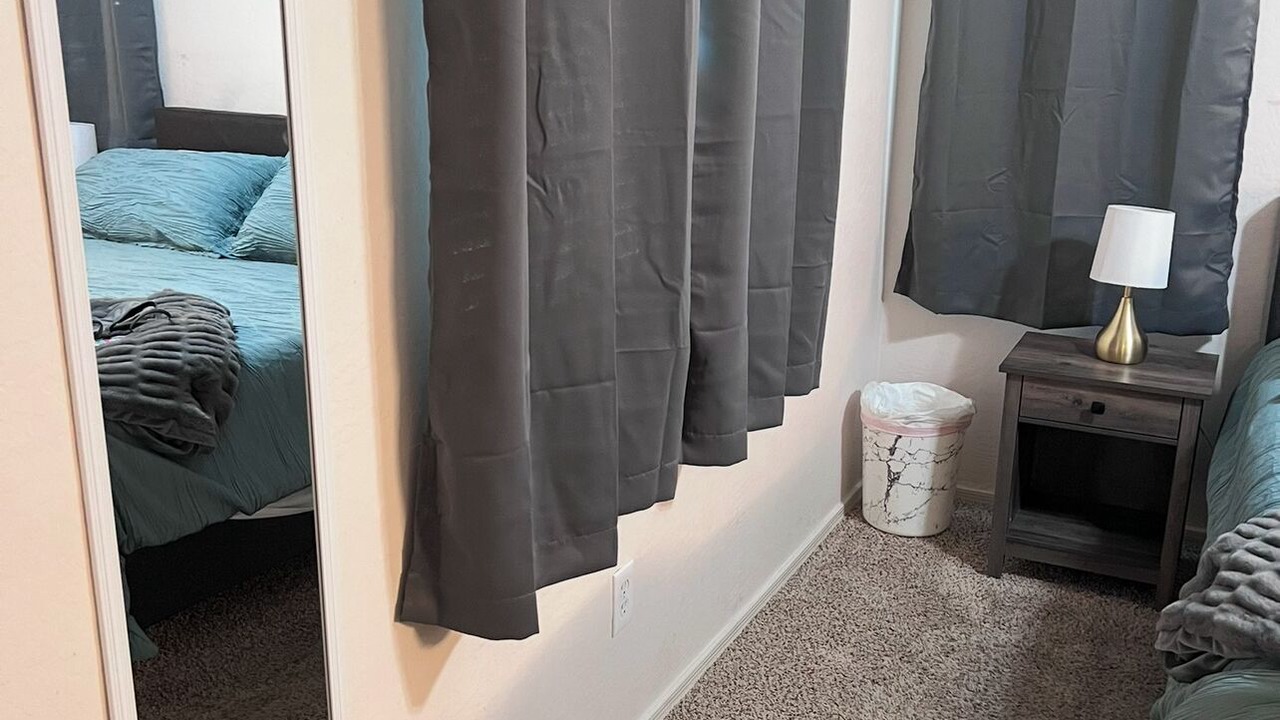 Photo of Bedroom in Palm Valley