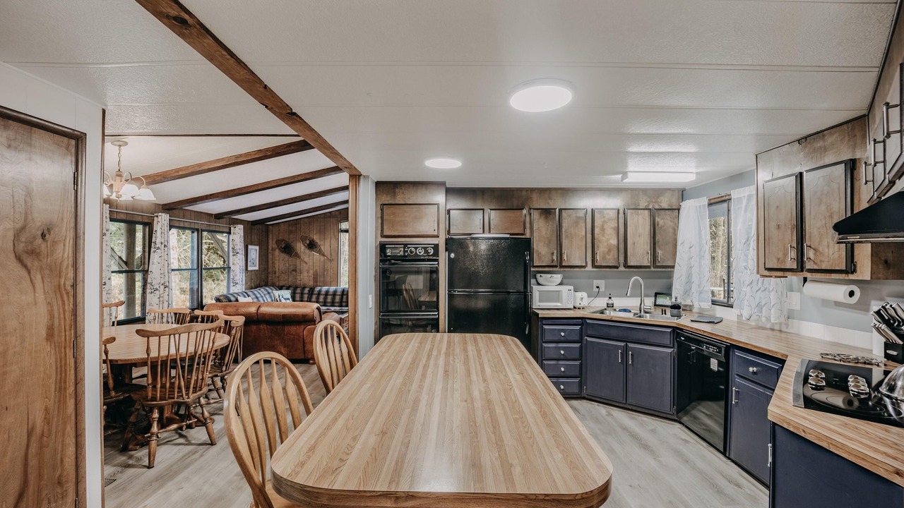 Photo of Kitchen in Maple Falls