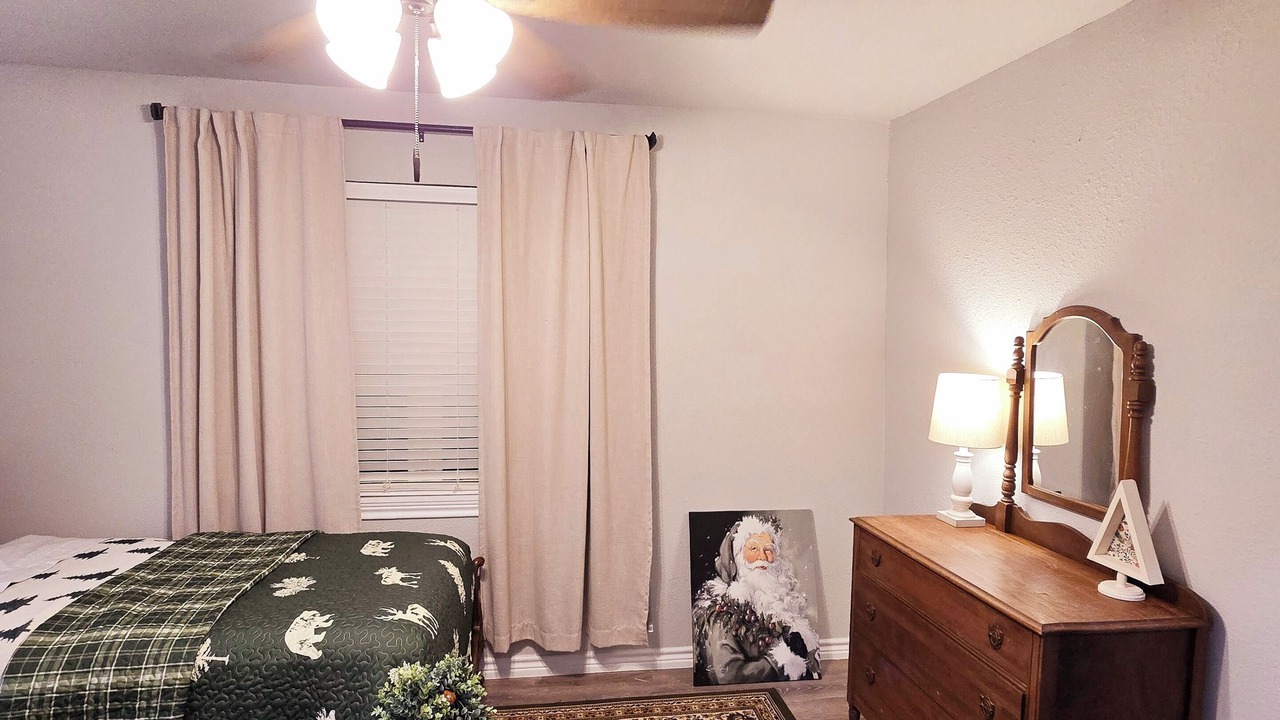 Photo of Bedroom in Rising Star