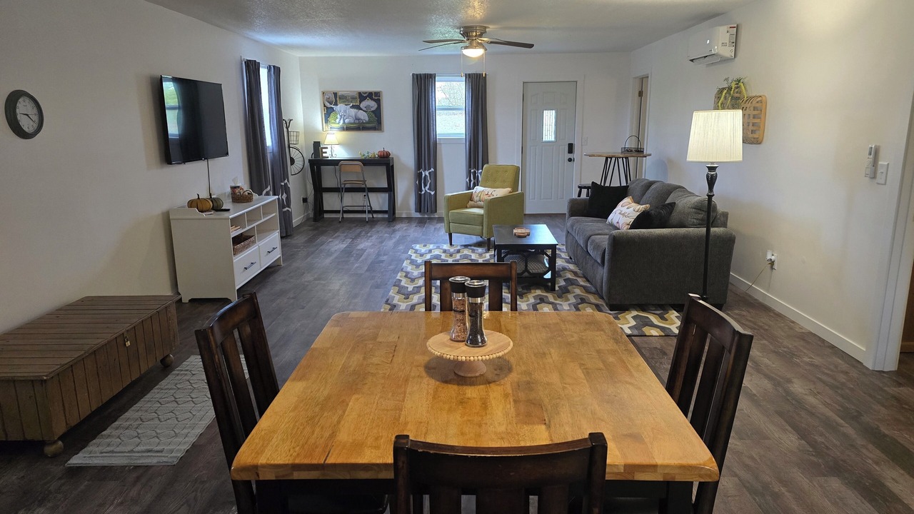 Photo of Others in Casey