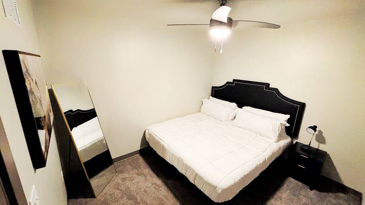 Photo of Bedroom in Downtown Des Moines