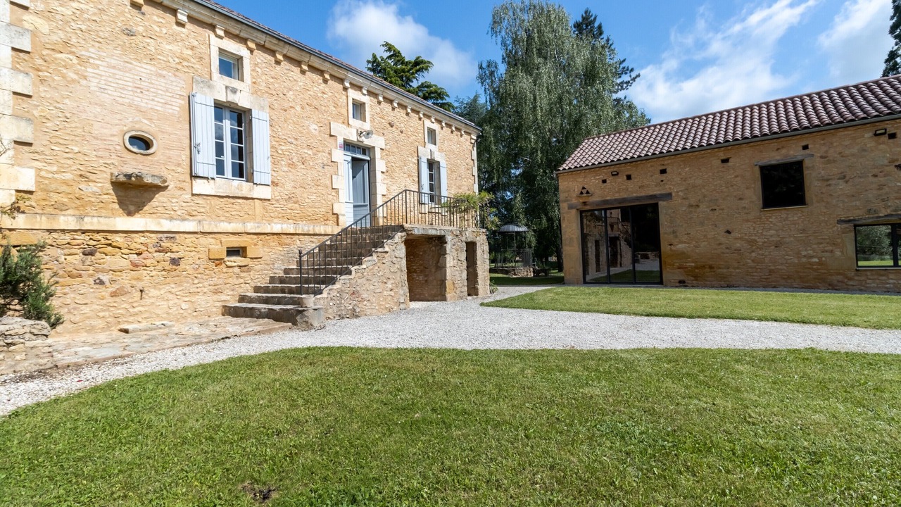 Photo of Outdoor in Sainte-Foy-de-Belves