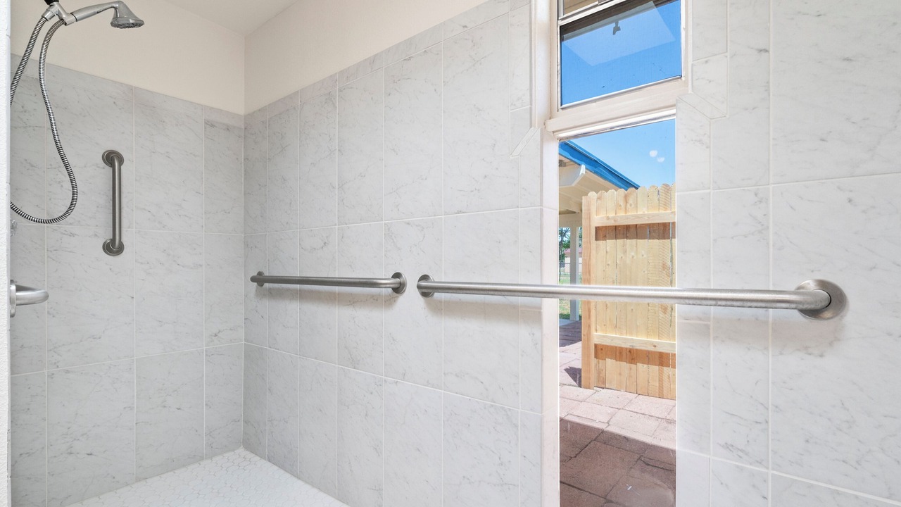 Photo of Bathroom in Sierra Vista