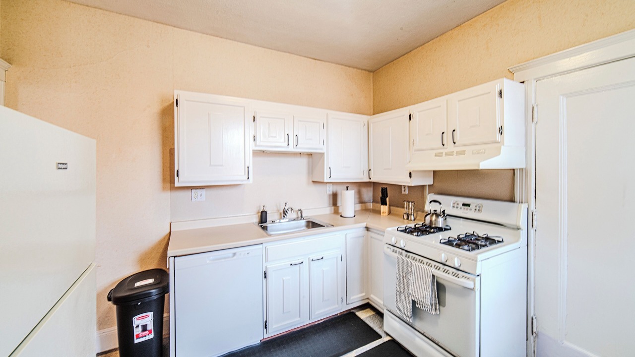 Photo of Kitchen in North Brookline