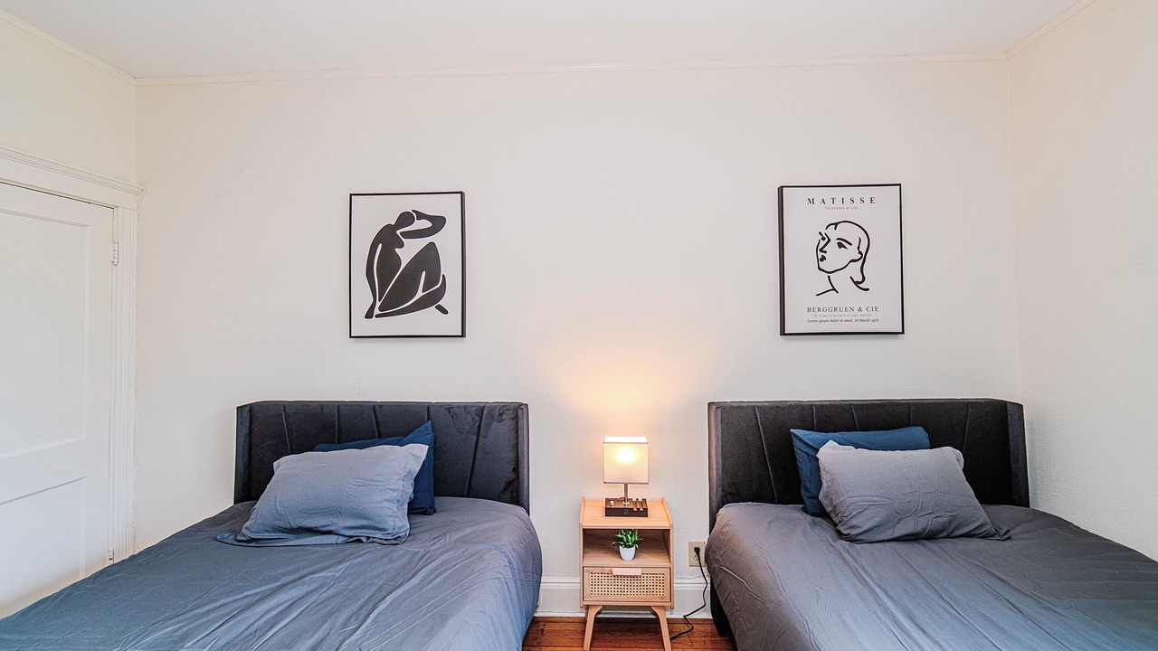 Photo of Bedroom in North Brookline