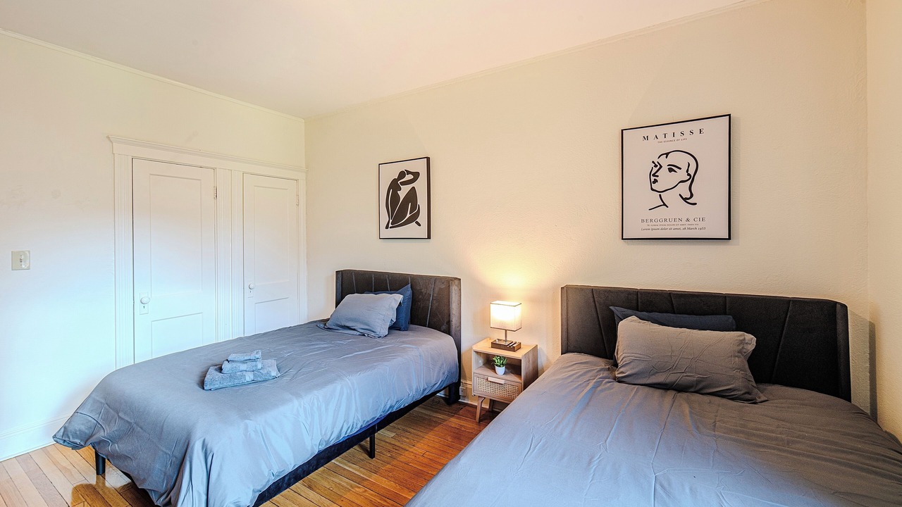 Photo of Bedroom in North Brookline