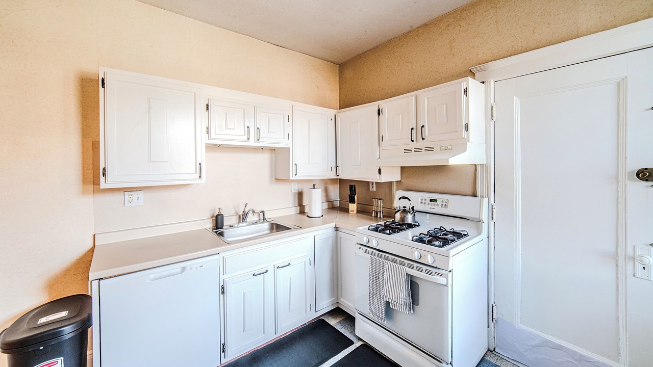 Photo of Kitchen in North Brookline