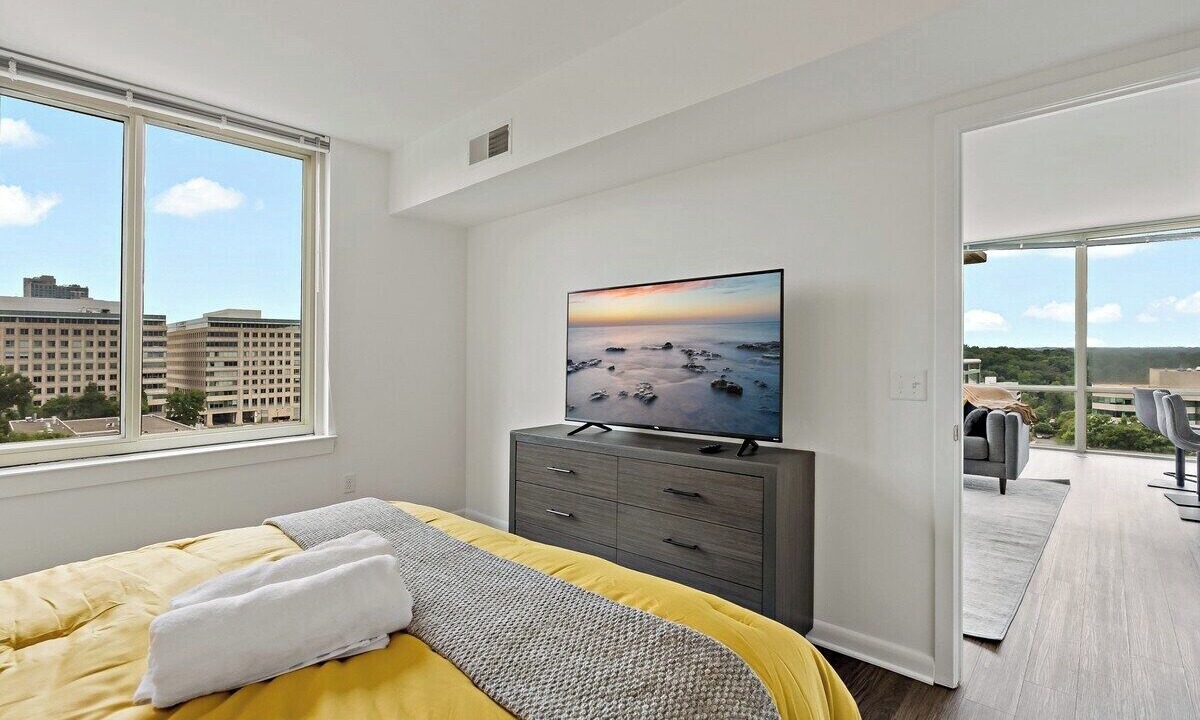 Photo of Bedroom in Tysons