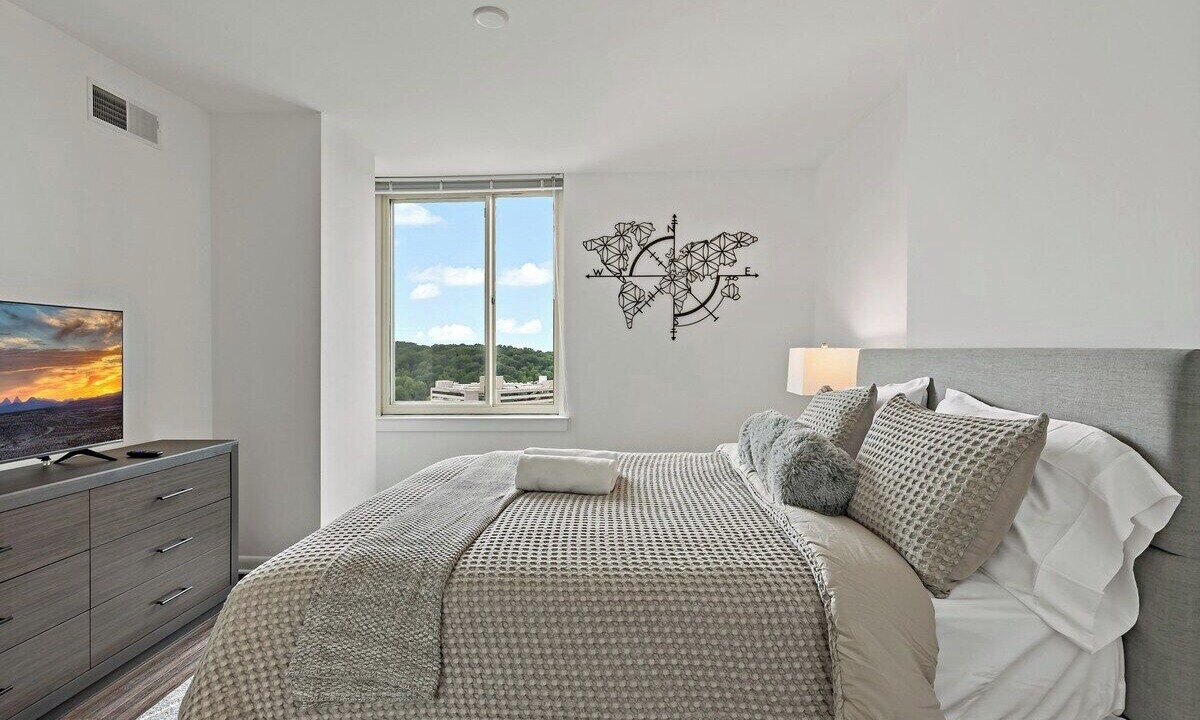 Photo of Bedroom in Tysons