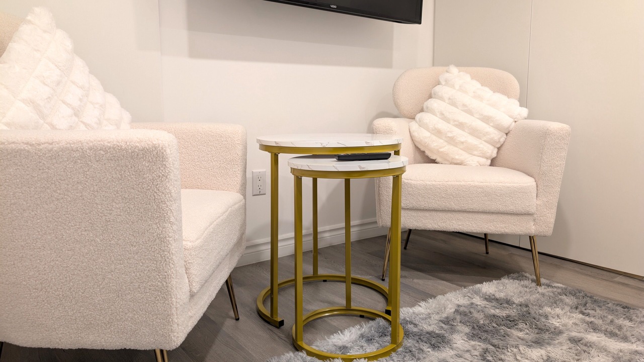 Photo of Livingroom in Fabreville