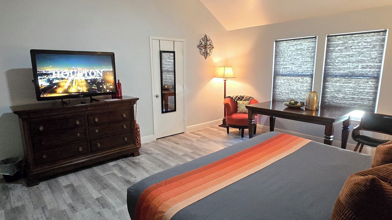 Photo of Bedroom in Central Southwest