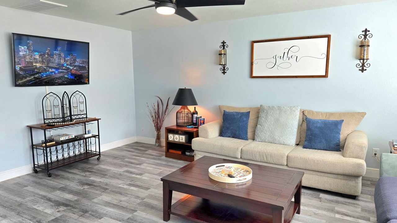 Photo of Livingroom in Central Southwest