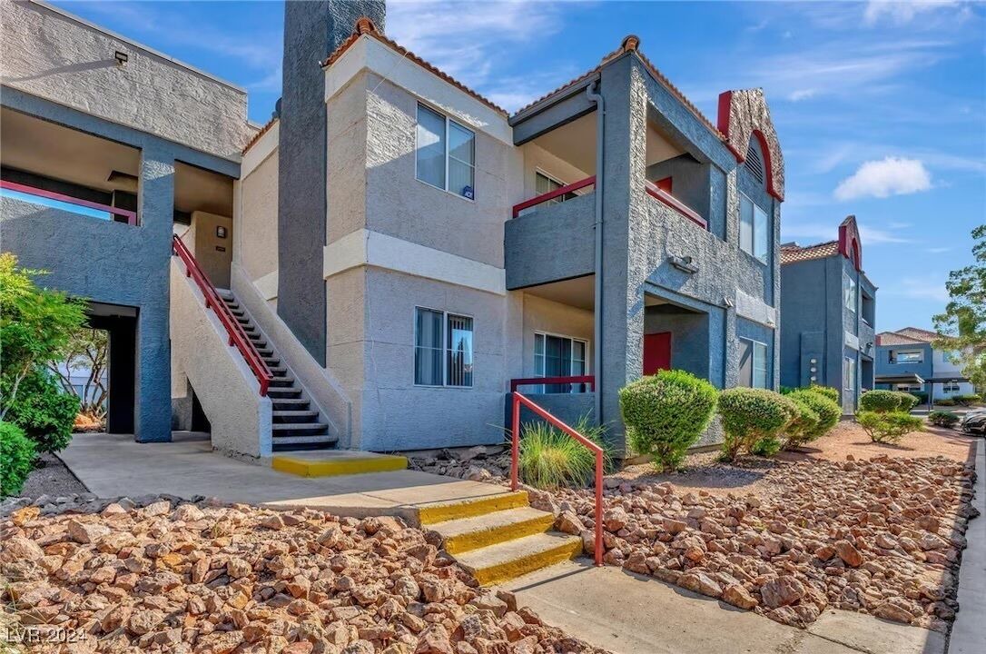 Photo of Outdoor in Canyon Gate