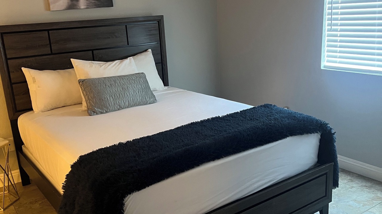 Photo of Bedroom in Canyon Gate