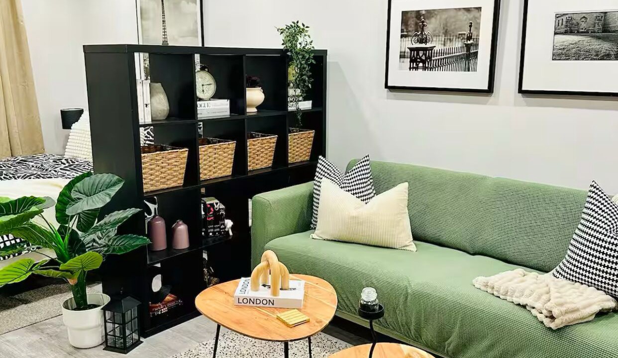 Photo of Livingroom in Pickering