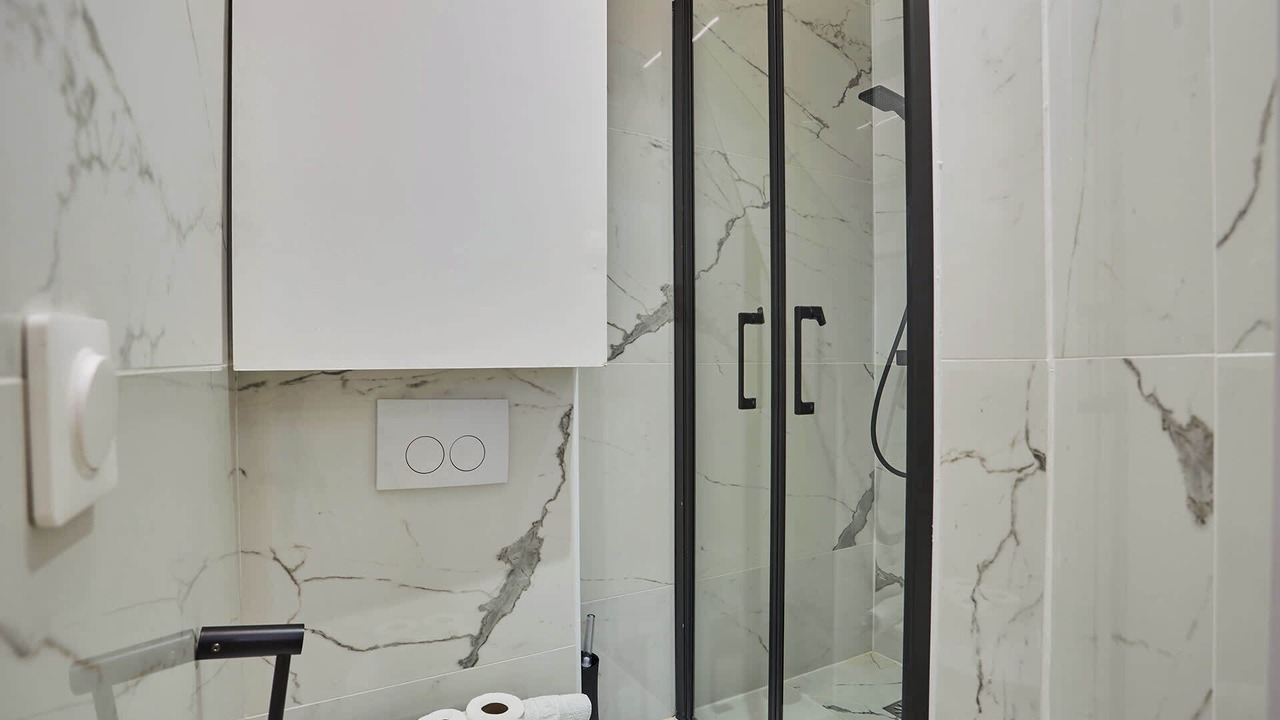 Photo of Bathroom in Porte-Saint-Martin