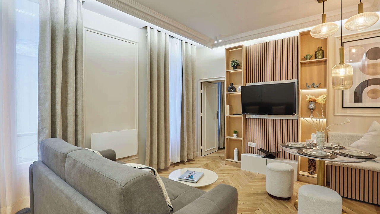Photo of Livingroom in Porte-Saint-Martin